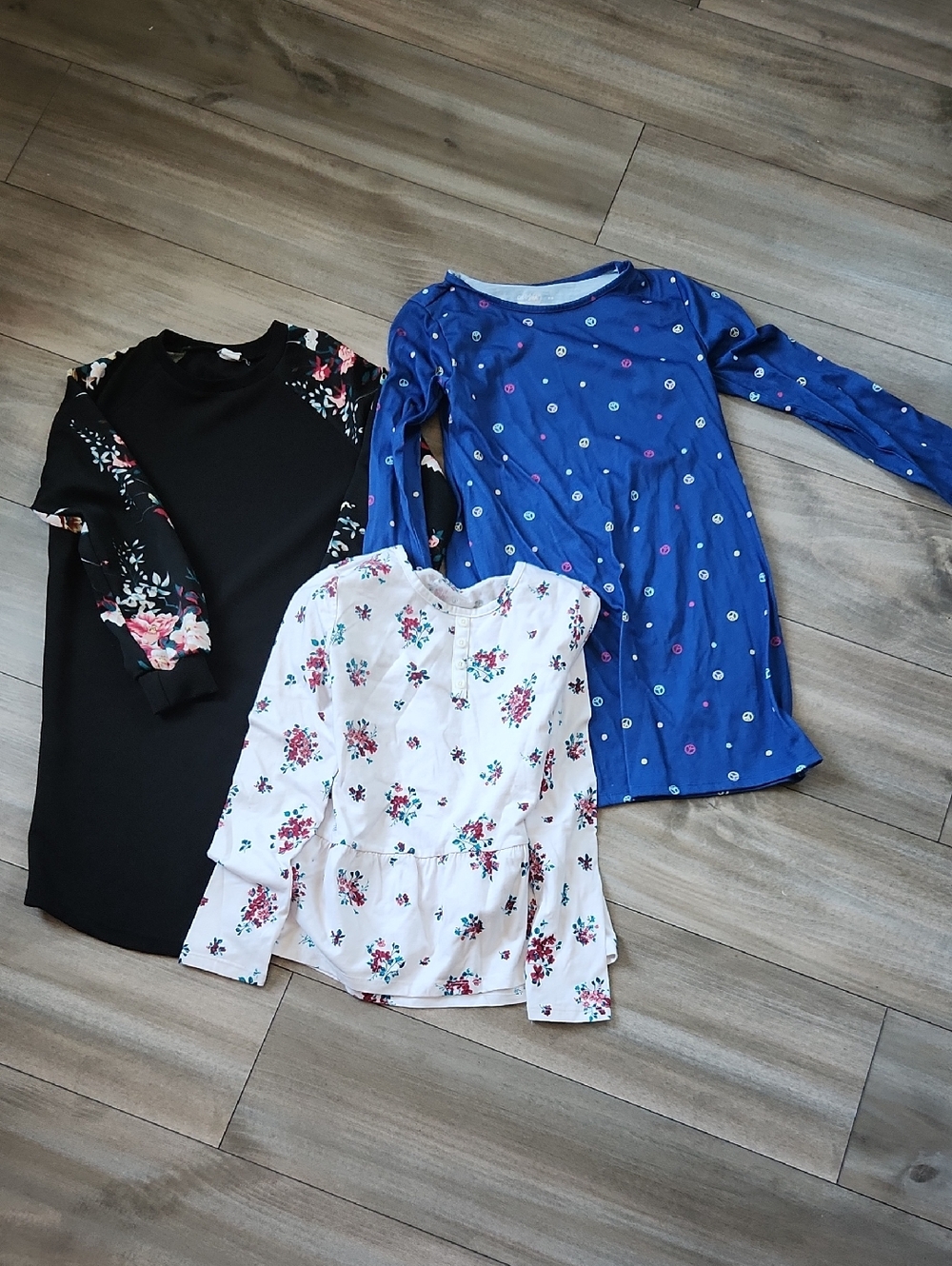 Girls Lot 2 Dresses One TOP